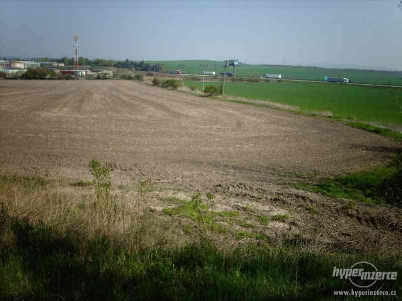 Prodej pozemků pro komerci u D2, okr. Brno-venkov - foto 1