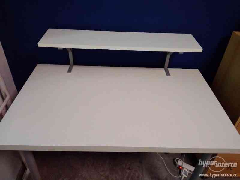 Pracovní stůl s policí a židlí IKEA - foto 3