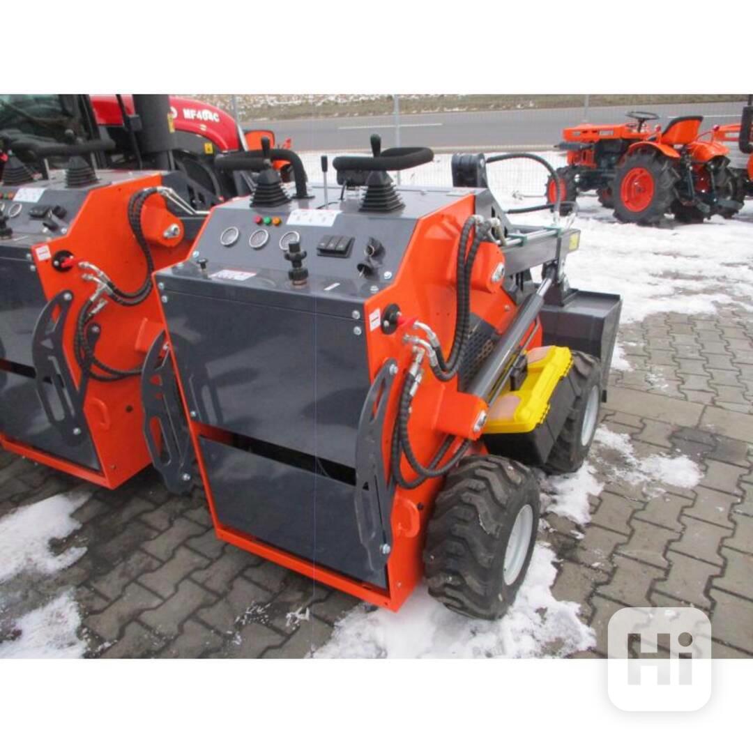 Mini kolový smykový nakladač YTO SK 480 L Kolový - foto 1