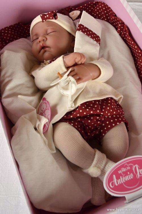 Realistické miminko spící holčička Luna - foto 2