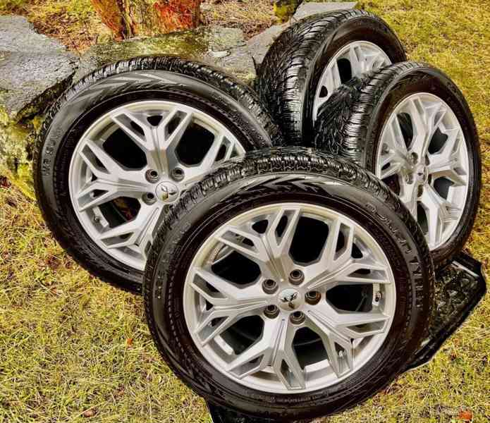 Mitsubishi Outlander PHEV - foto 9