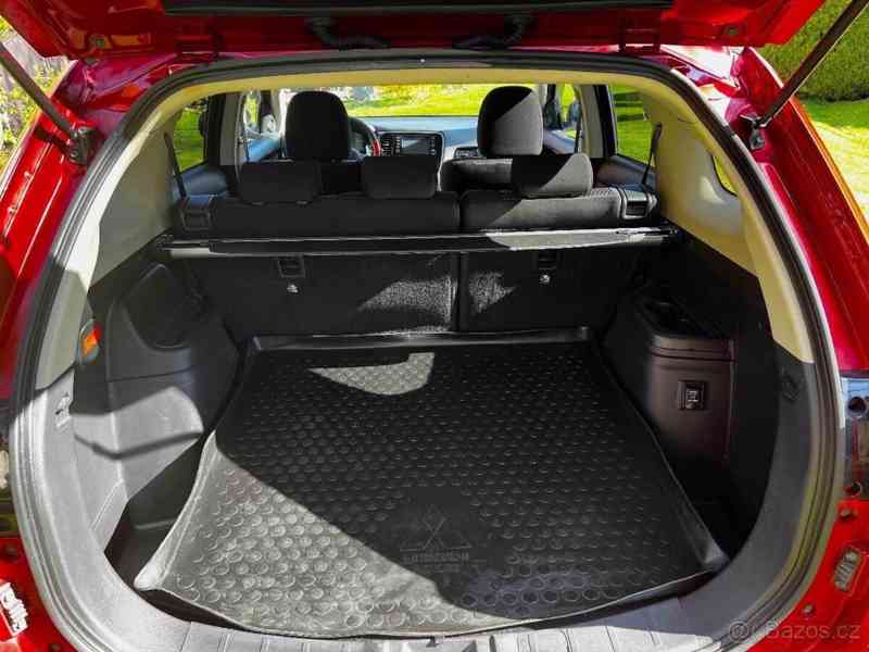 Mitsubishi Outlander PHEV - foto 6