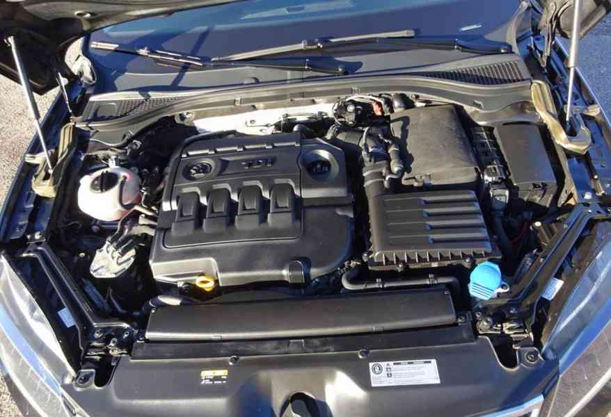 Škoda Superb 2.0 TDI Combi r.v.2017 (110 kw) ČR DPH - foto 20