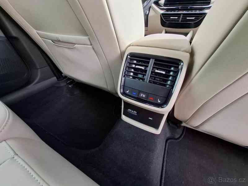 Škoda Octavia 2,0   TDI 110 kW DSG - foto 11