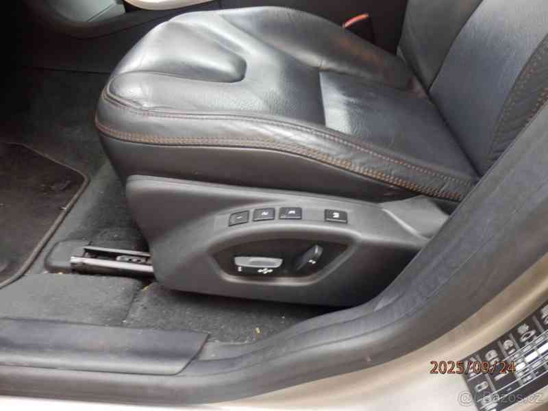 Volvo XC60 2,4   Summum AWD 158kW 206000km - foto 16