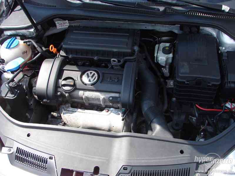 VW Golf 1.4i r.v.2008 (59 KW) 2.Maj.serv.kníž,ČR - foto 18