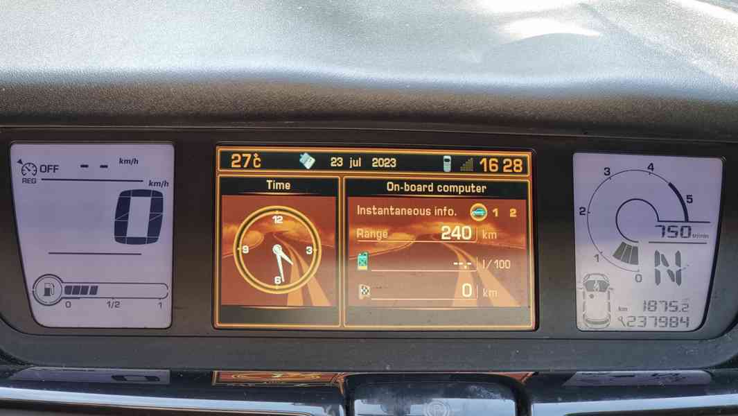 Citroën C4 grand Picasso - foto 11