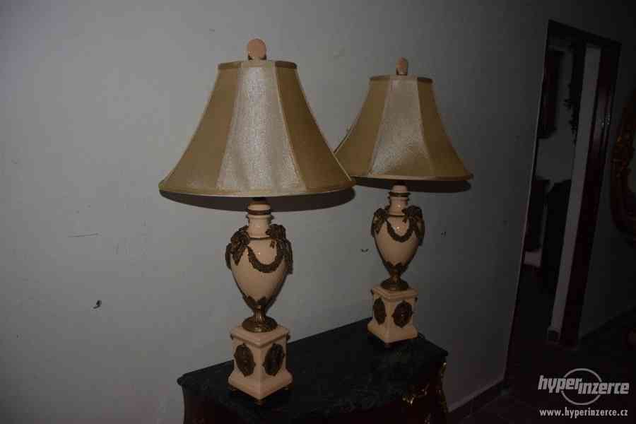 Zámecké porcelánové lampy zdobené bronzem-UNIKÁT - foto 3