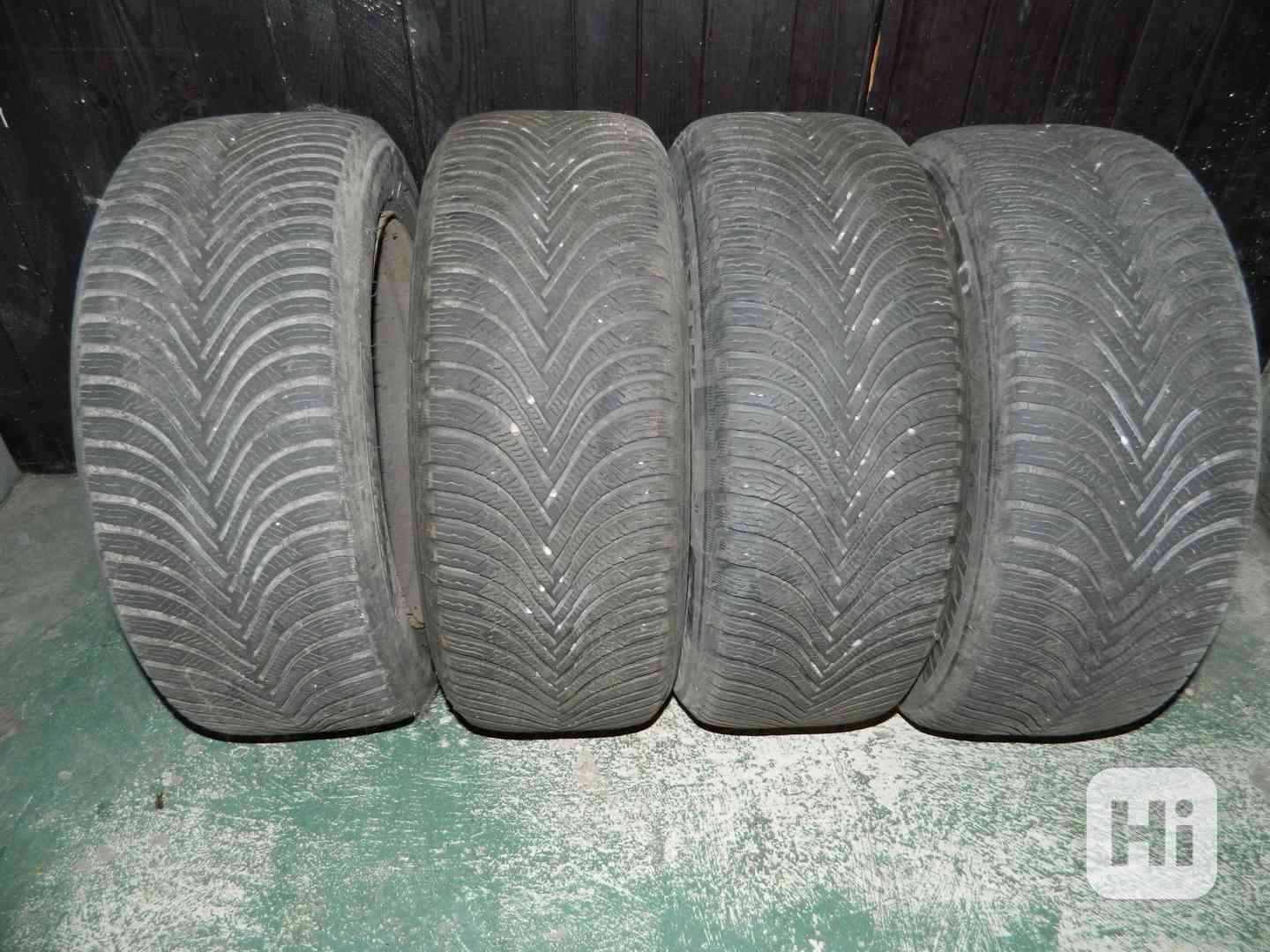 Prodém zimní pneu na Peugeot 5008 - foto 1