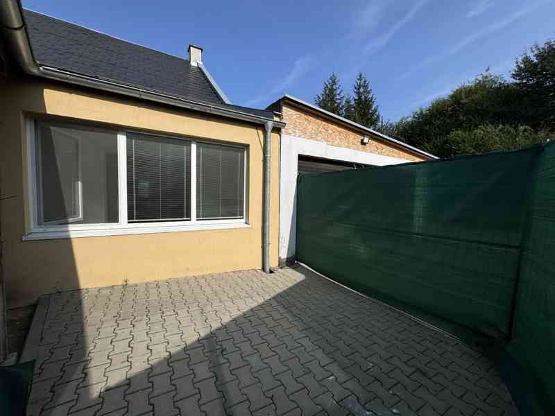 PRONÁJEM RODINNÉHO DOMU 3,5/4+KK S TERASOU V ČEBÍNĚ - foto 16