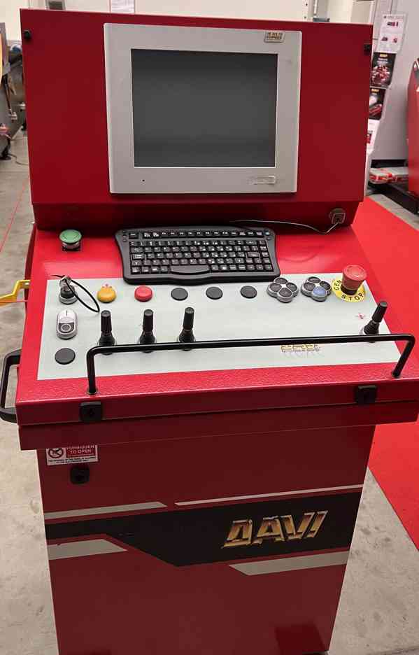 4-válcová CNC zakružovačka plechu DAVI MCA 2020, r. v. 2020 - foto 4