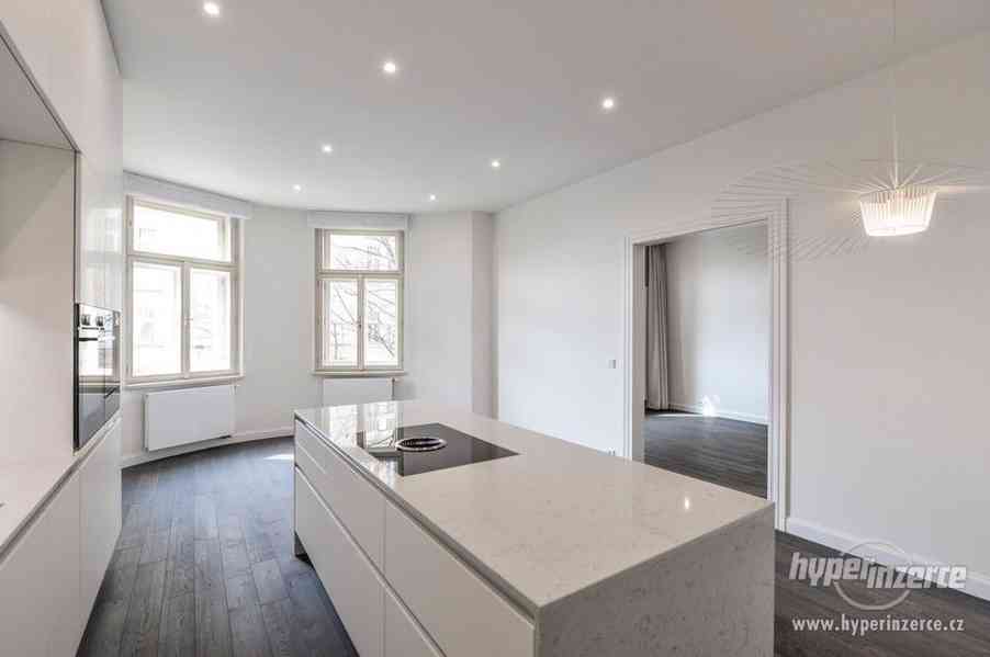 Pronájem luxusního bytu 4+kk, (137m2), Laubova, Vinohrady - foto 26