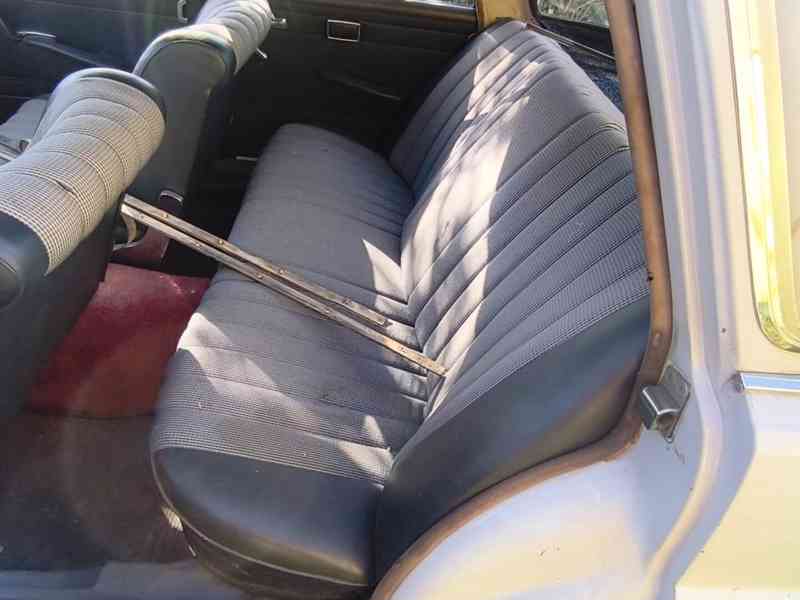 MERCEDES BENZ 190 W 110 2.0 BENZÍN - foto 13