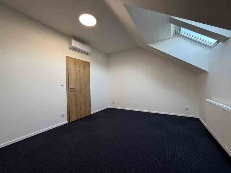 PRONÁJEM KANCELÁŘE O CP CCA 12,80 M2, BRNO – KRÁLOVO POLE  - foto 14