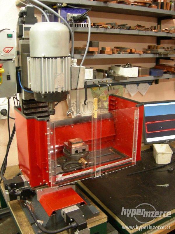 CNC frézka - foto 1