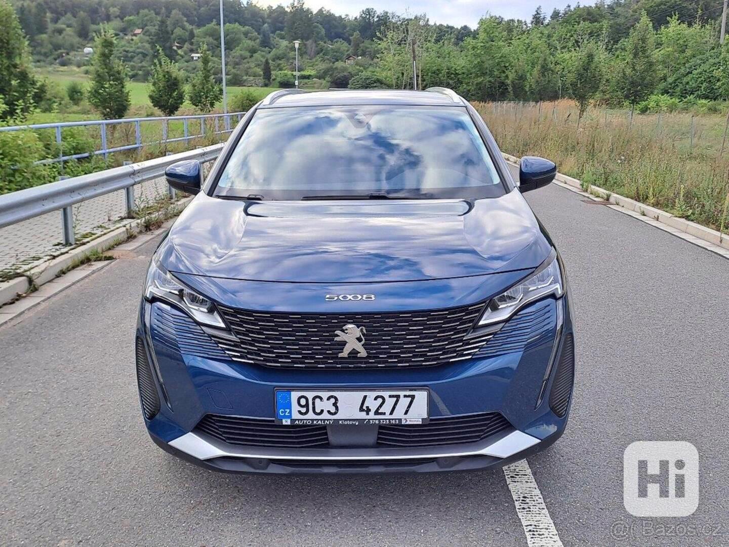 Peugeot 5008 1,5   r.v. 2021 - foto 1