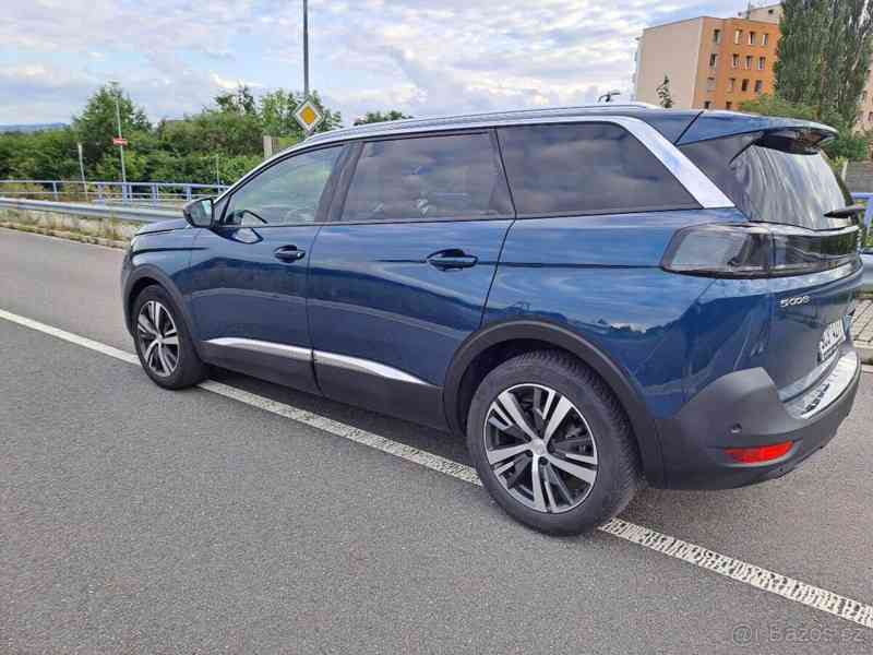 Peugeot 5008 1,5   r.v. 2021 - foto 3