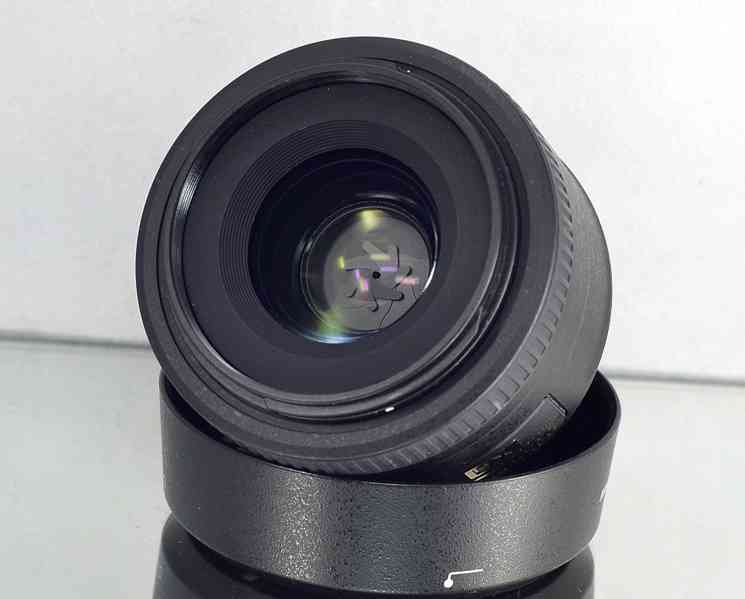 Nikon AF-S Nikkor 35 mm f/1.8 G **DX Pevný lens - foto 4