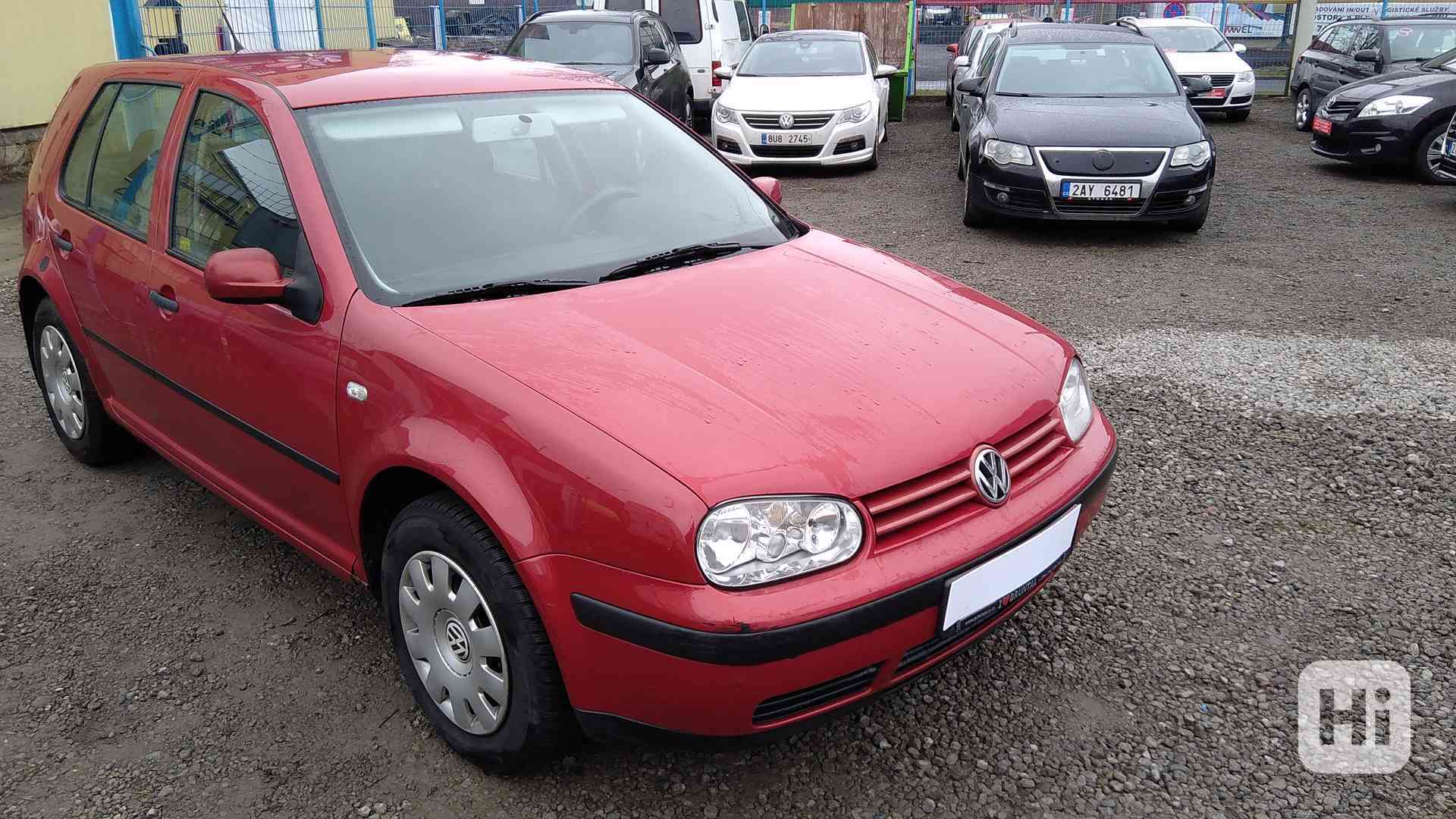 VOLKSWAGEN Golf 1,6i16V Comfortline ČR - foto 1