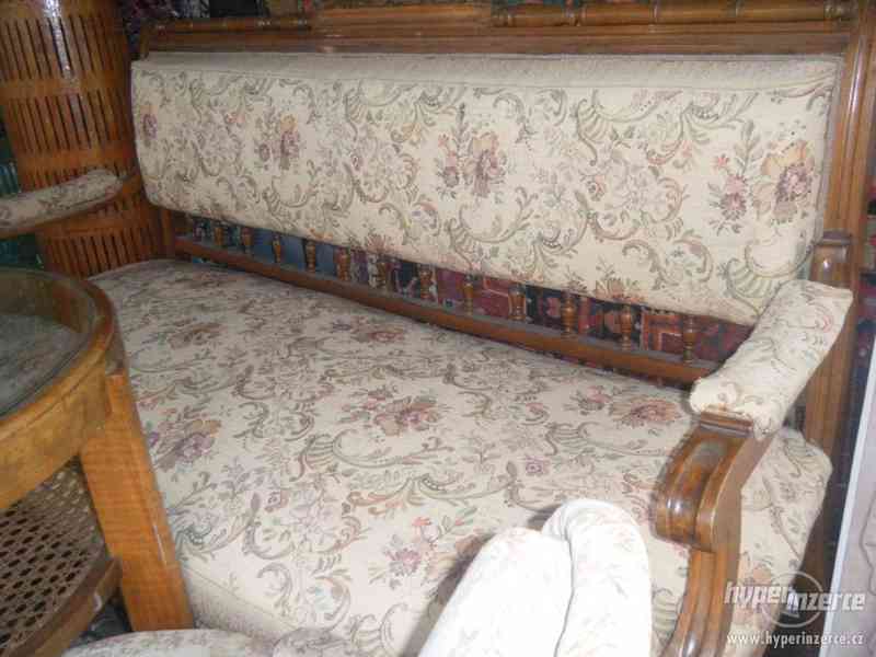 Starožitná sedačka sofa + křesla - foto 3