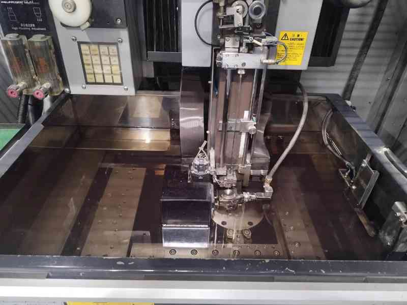 Elektroerozivní drátová řezačka SODICK AQ325L - foto 7