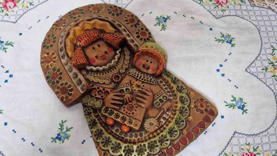 Zajímavý starý Reliéf na zeď Madona s dítětem - foto 2