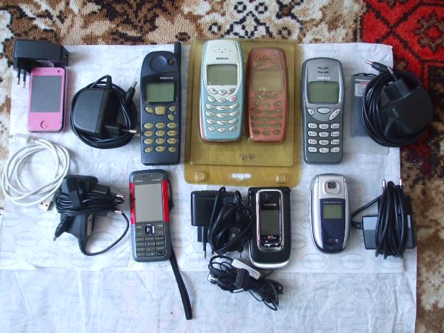 Prodám staré mobilní telefony - foto 1