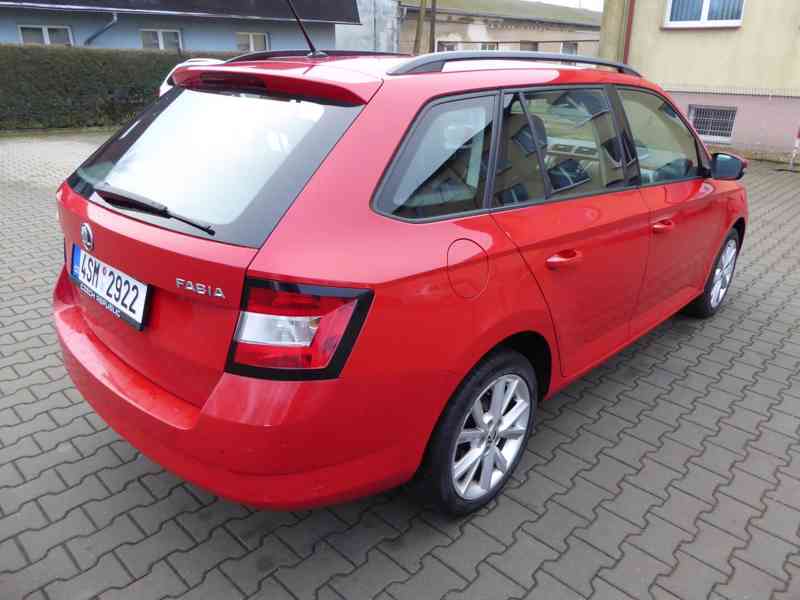 ŠKODA Fabia Combi Style 1,0 TSI 81 kW - foto 5