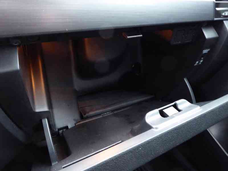 ŠKODA Fabia Combi Style 1,0 TSI 81 kW - foto 29