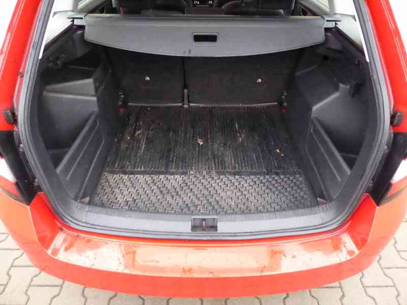 ŠKODA Fabia Combi Style 1,0 TSI 81 kW - foto 12