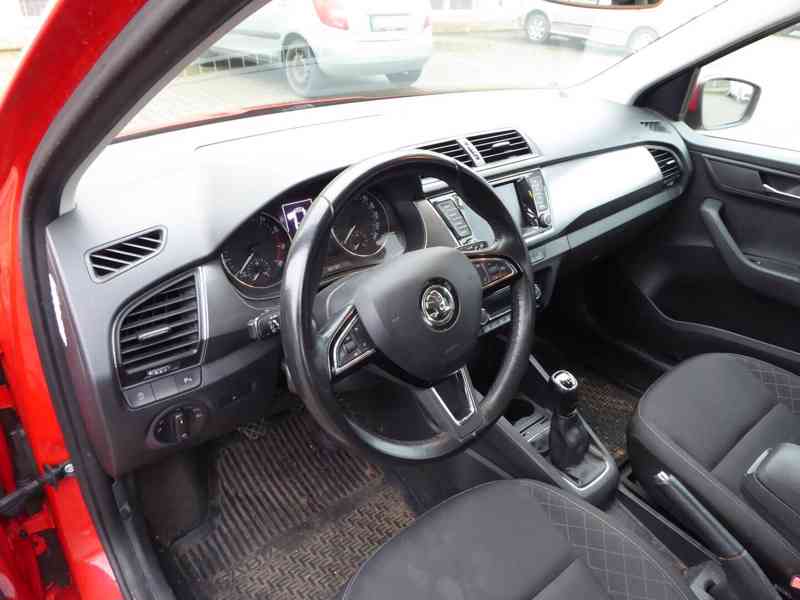 ŠKODA Fabia Combi Style 1,0 TSI 81 kW - foto 15