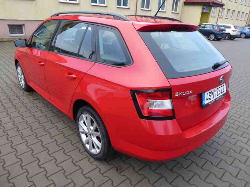 ŠKODA Fabia Combi Style 1,0 TSI 81 kW - foto 3
