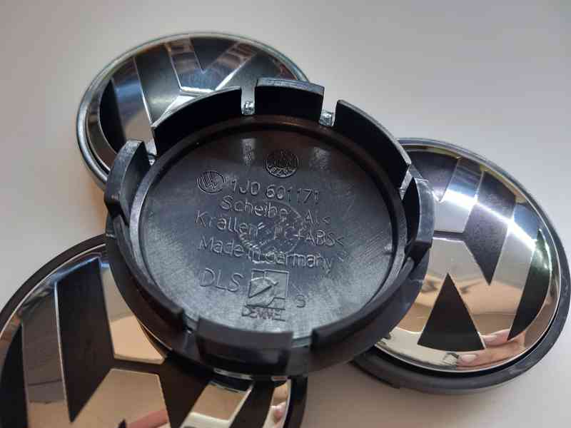 Středové krytky Vw, 56x52mm chrom logo - foto 2