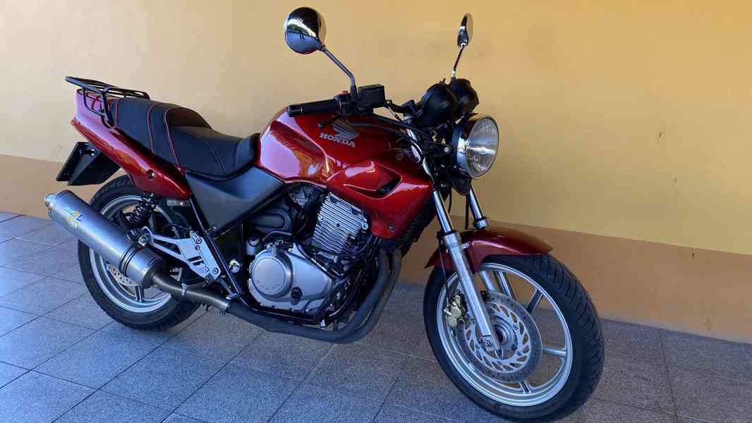 Honda CB 500 / po servisu / LeoVince / 2x klíč / hezký stav - foto 4