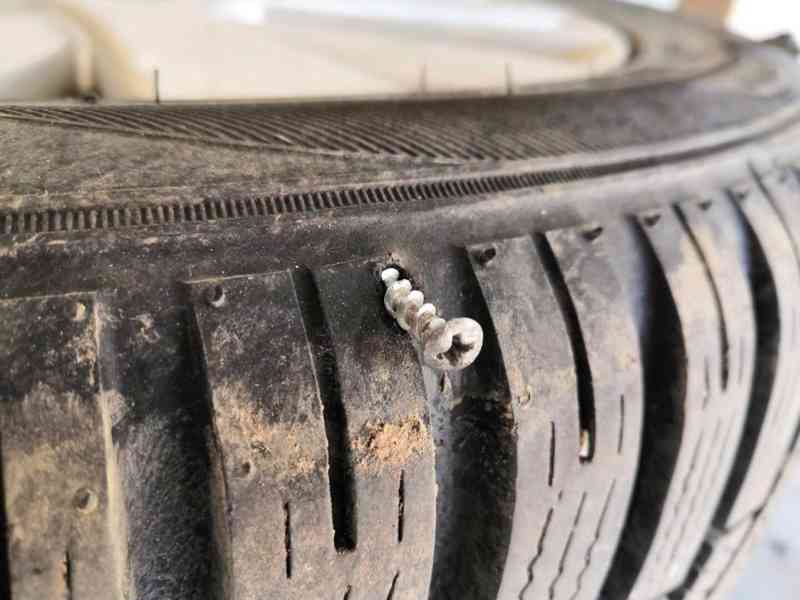Opravy pneumatik - foto 1
