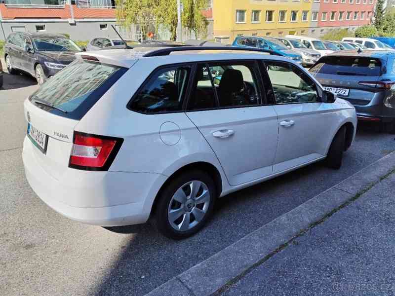 Škoda Fabia 5J - foto 6