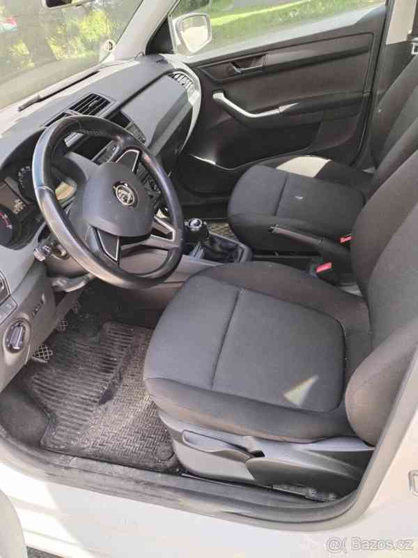 Škoda Fabia 5J - foto 11