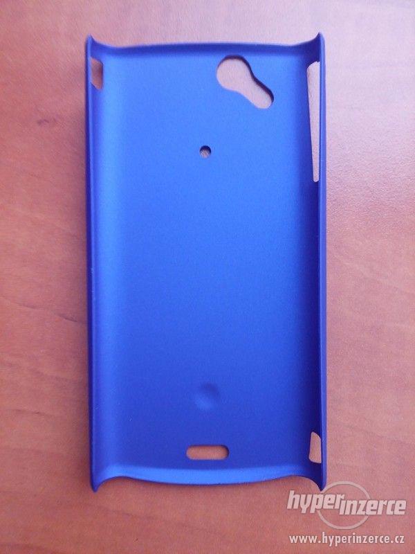 Nový kryt na Sony Ericsson Xperia Arc S - foto 2