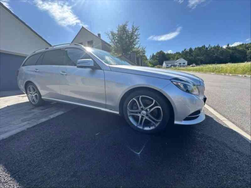Mercedes-Benz Třídy E 3,0   BlueTEC 4MATIC W212 Facelift - foto 5