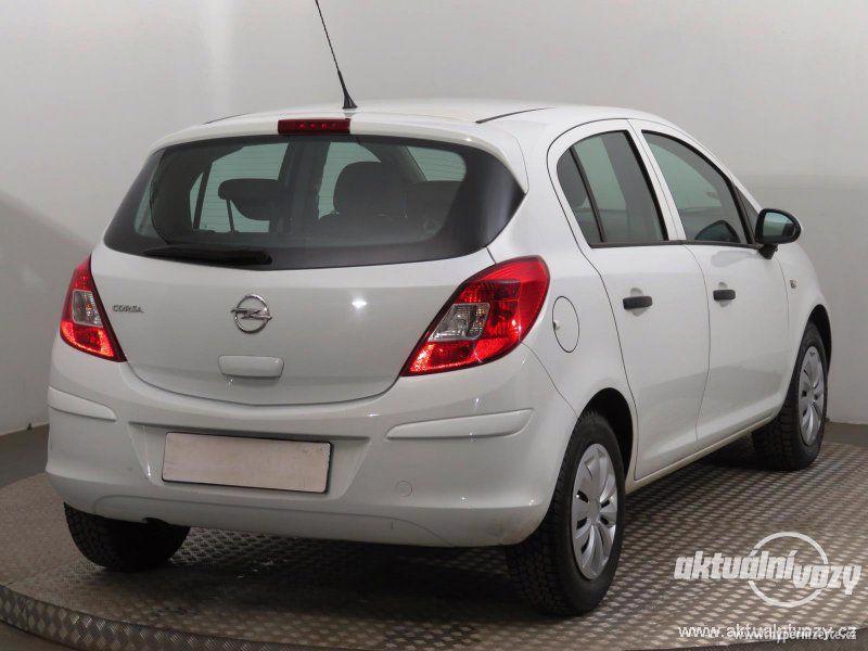 Opel Corsa 1.2, benzín, vyrobeno 2014 - foto 5