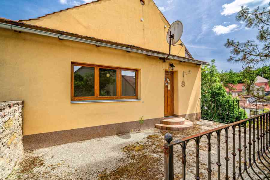 Prodej velkého rodinného domu, Únětice u Prahy - foto 40