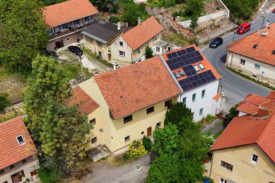 Prodej velkého rodinného domu, Únětice u Prahy - foto 49