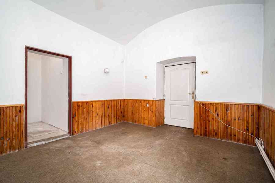Prodej velkého rodinného domu, Únětice u Prahy - foto 20