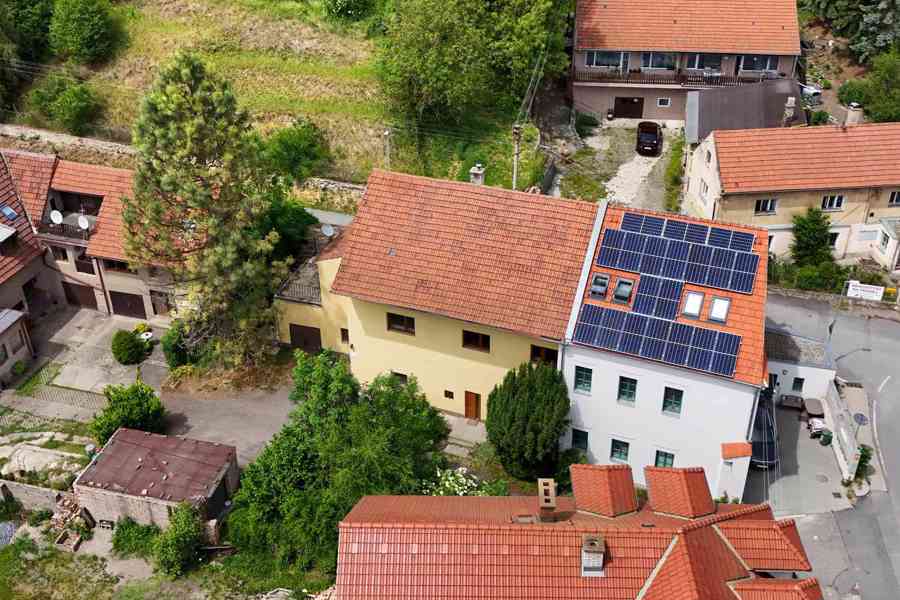 Prodej velkého rodinného domu, Únětice u Prahy - foto 48