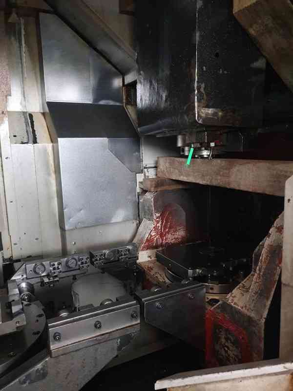MAZAK VARIAXIS 500-5X - Obráběcí centrum Vertikální  - foto 4