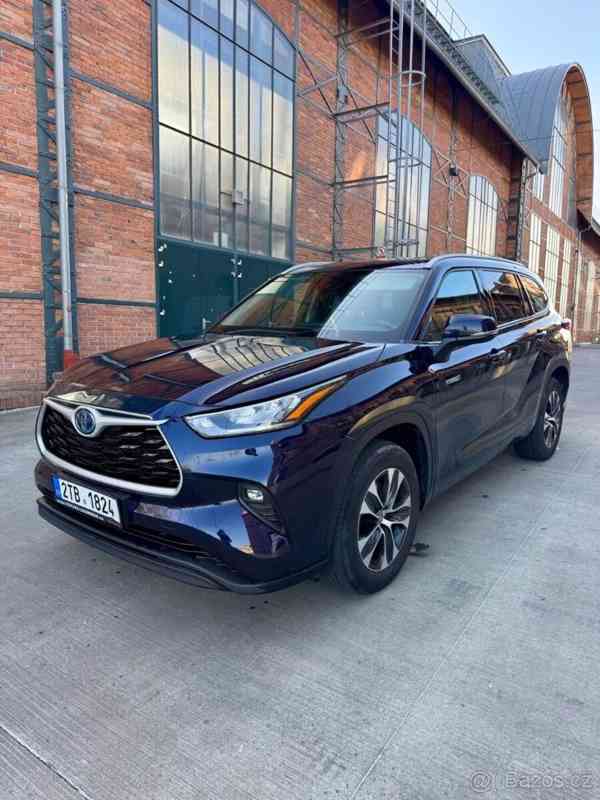 Toyota Highlander 2,5   HEV 248k 4x4 COMFORT 7S - foto 7