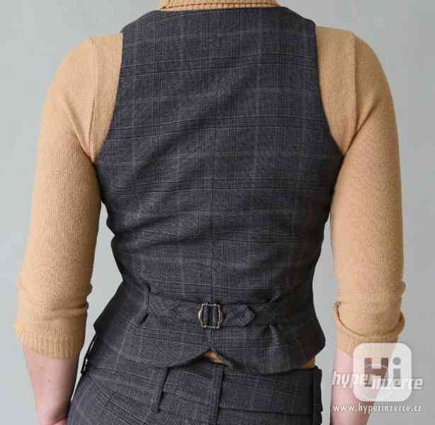 Kalhotový vestový kostýmek Orsay vel.34 - foto 12