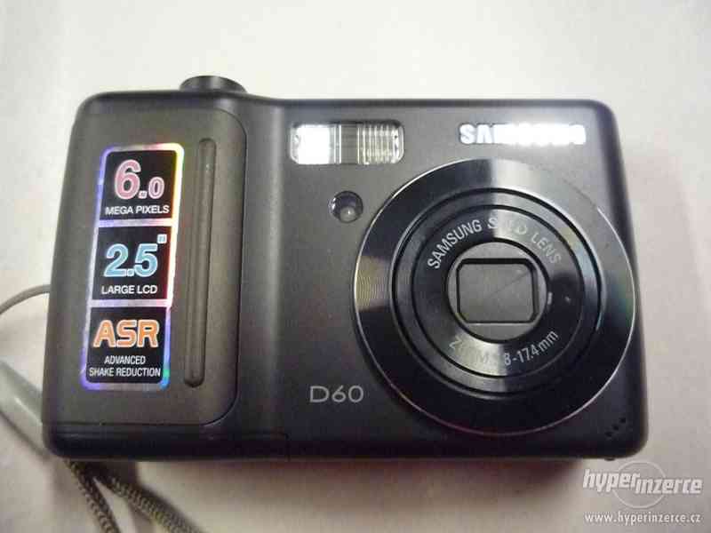 Samsung D60 - kompletní balení, TOP STAV - foto 1