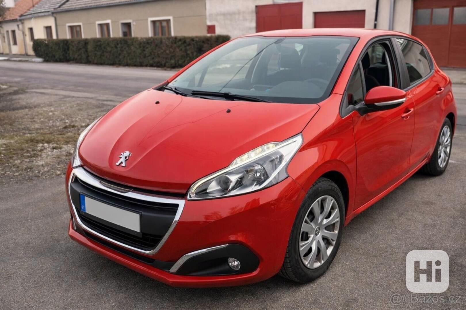 Peugeot 208 1,2   60 kW, 2017, 31 000 km, 1. maj - foto 1