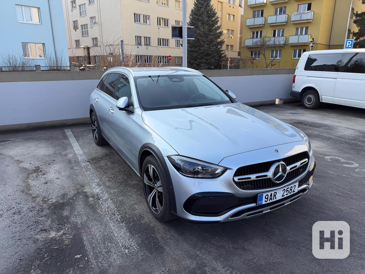 Mercedes‑Benz C 220 d 4MATIC All‑Terrain – 2023 – 64 tis. km - foto 1
